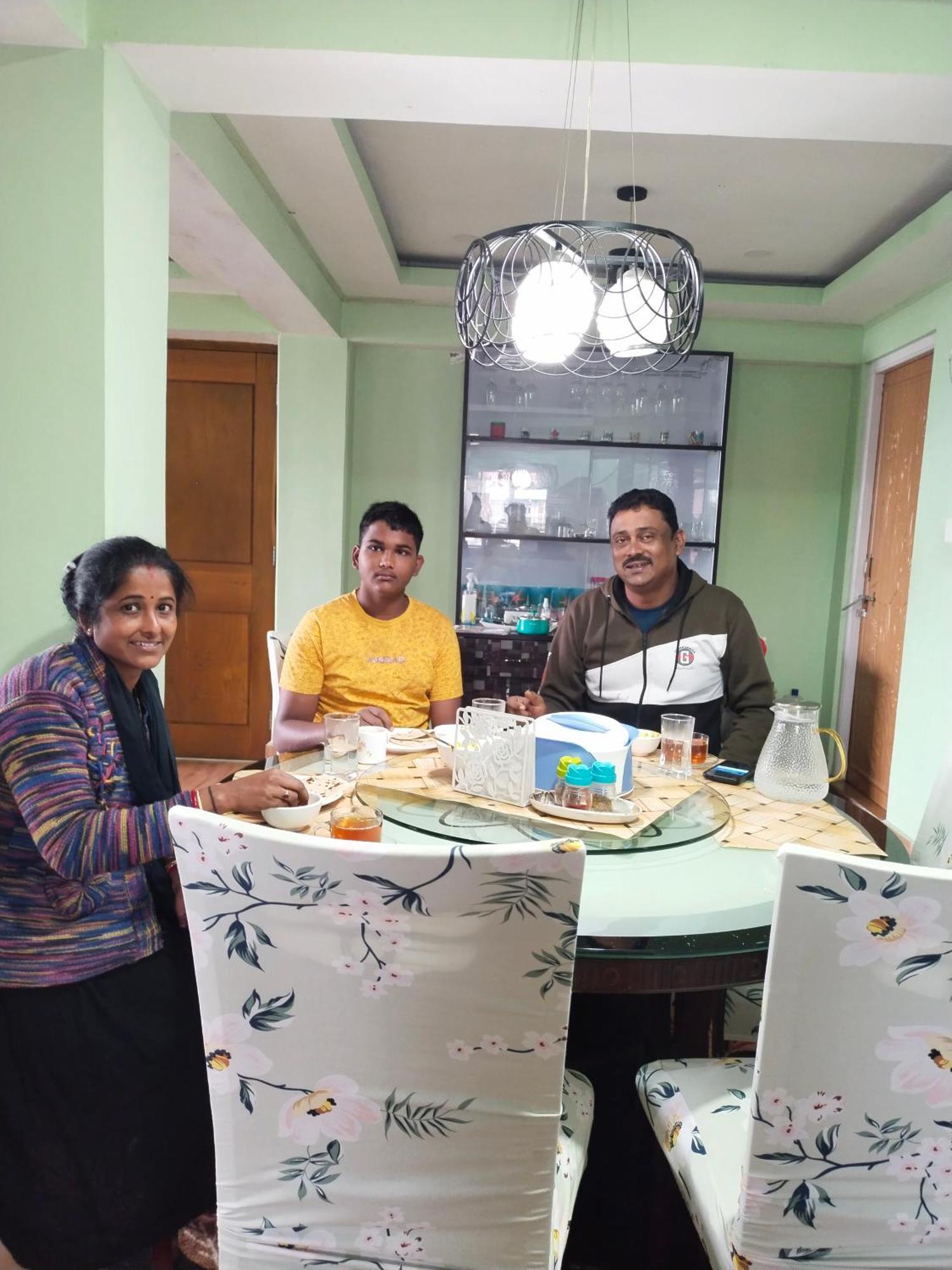 Dew Drops Guest House Darjeeling  Esterno foto