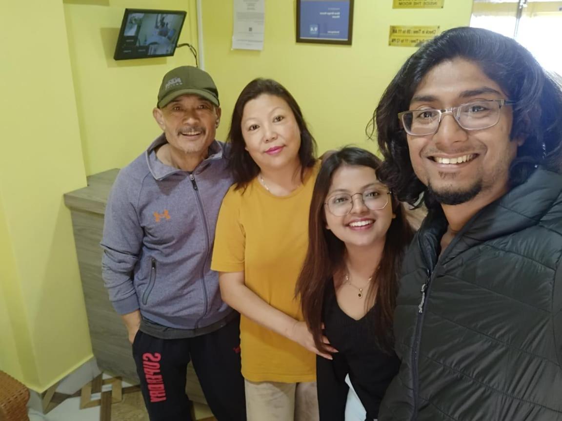Dew Drops Guest House Darjeeling  Esterno foto