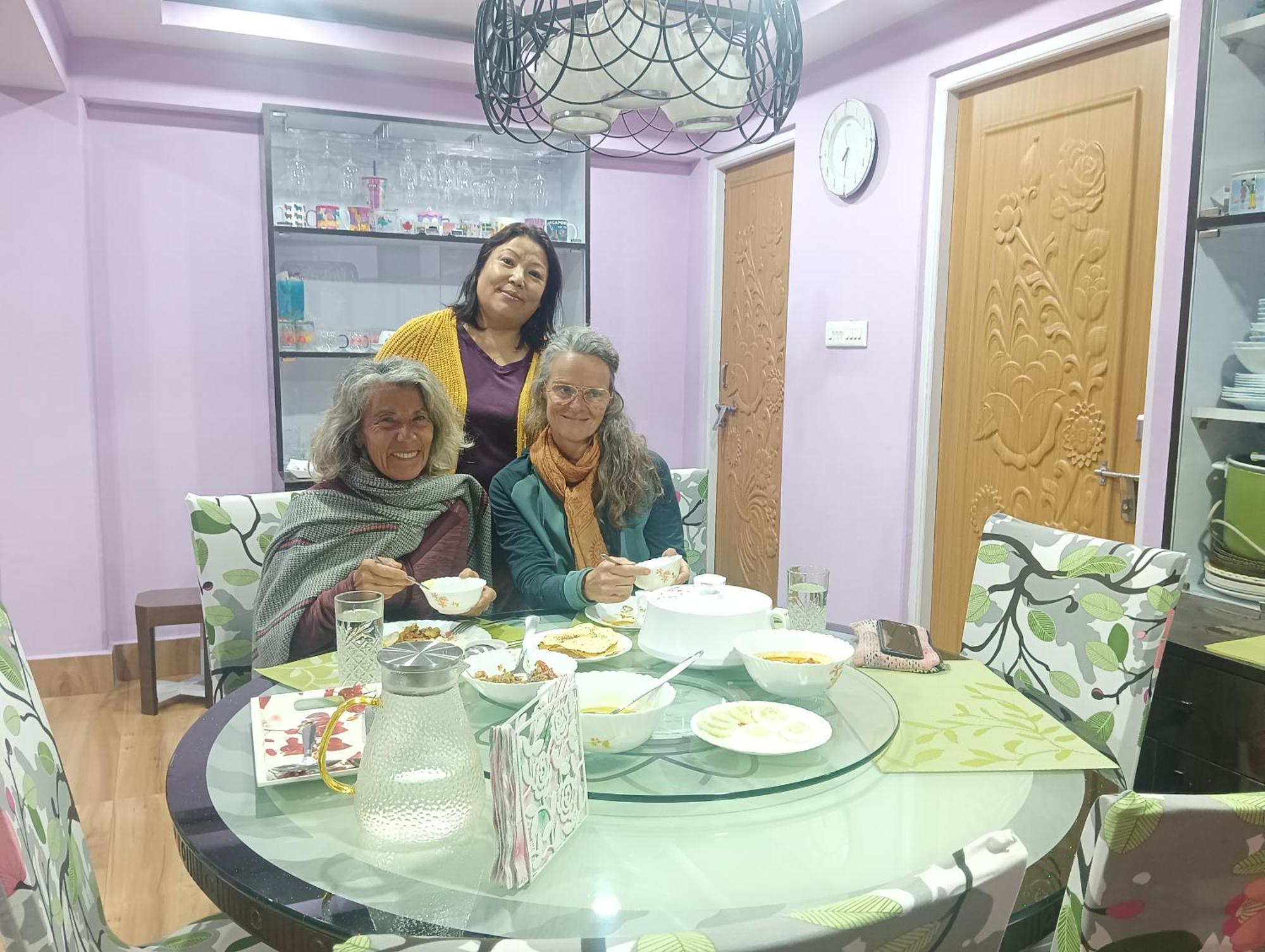 Dew Drops Guest House Darjeeling  Esterno foto
