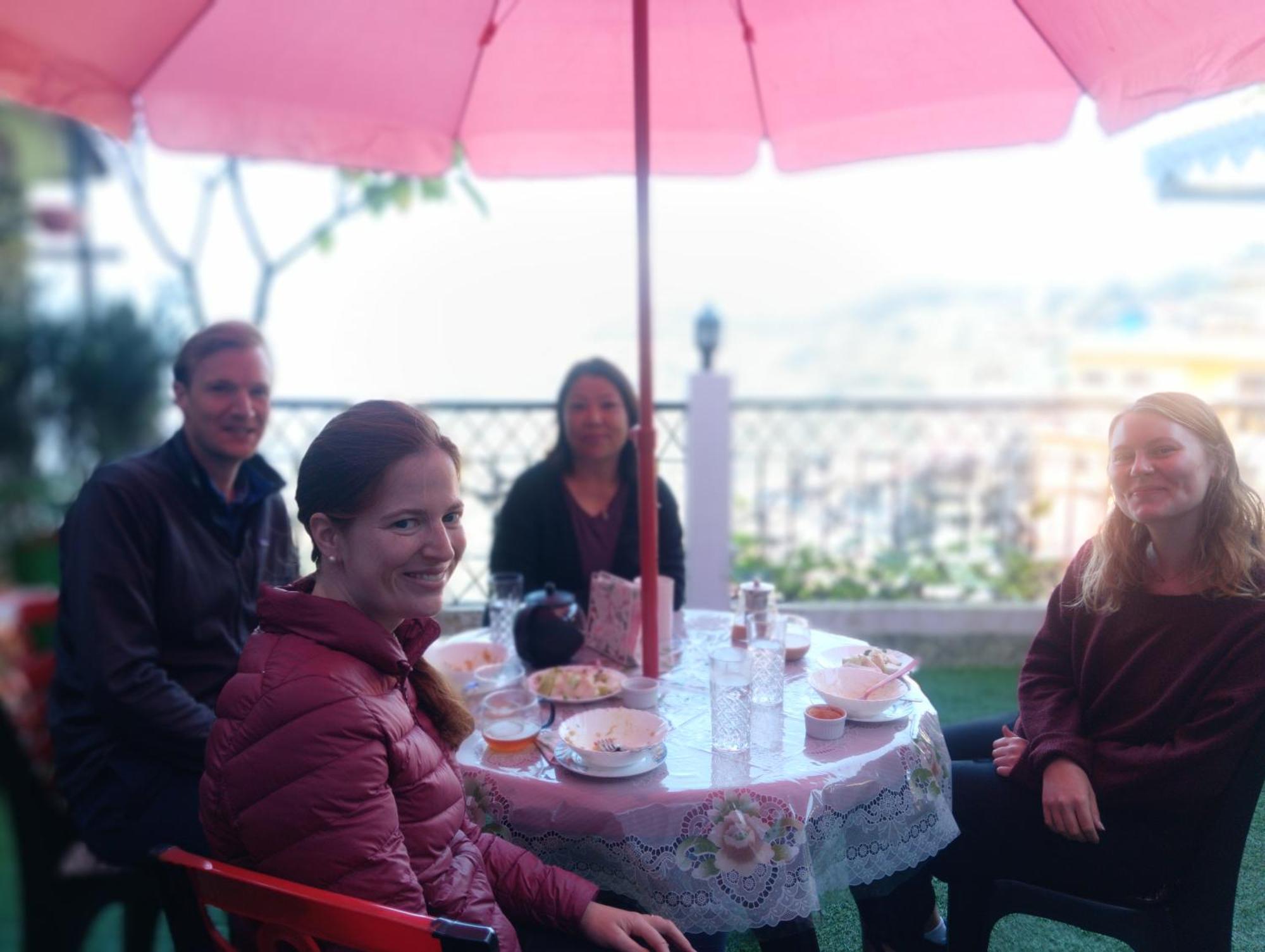 Dew Drops Guest House Darjeeling  Esterno foto